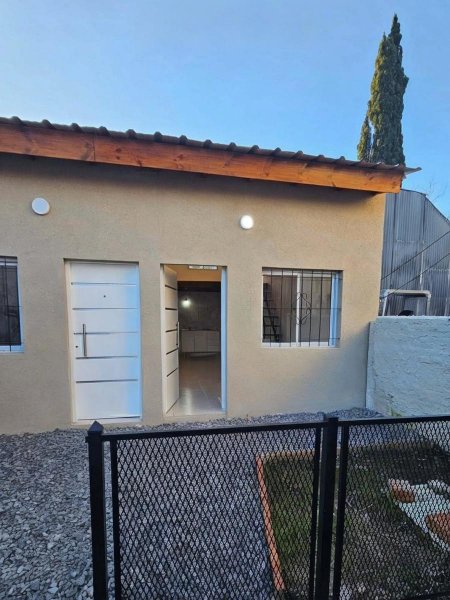 Departamento en alquiler | 2 ambientes | 2000 Sur | Gonzalez Moreno