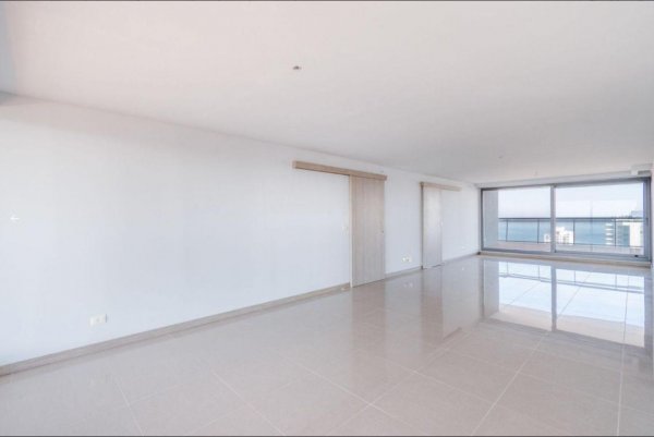Departamento en venta | Playa Brava | Punta del Este