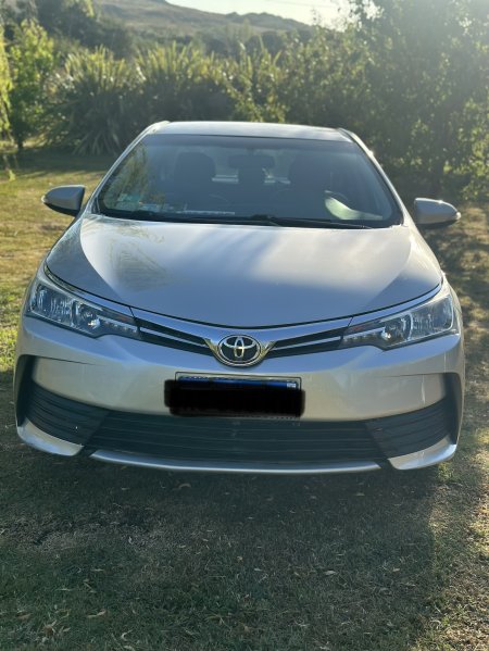 Toyota Corolla 1.8 Xli L/17 Cvt