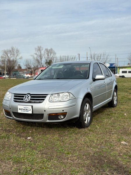 Volkswagen Bora Bora 2.0 Mpi Trendline