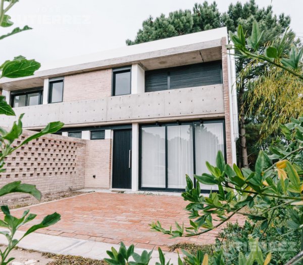 Casa en venta | 3 ambientes | Monte Hermoso