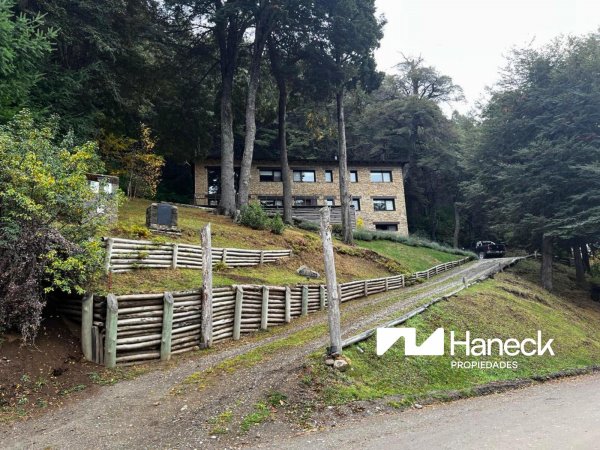 Casa en venta | 6 ambientes | Arelauquen Golf & Country Club | San Carlos De Bariloche