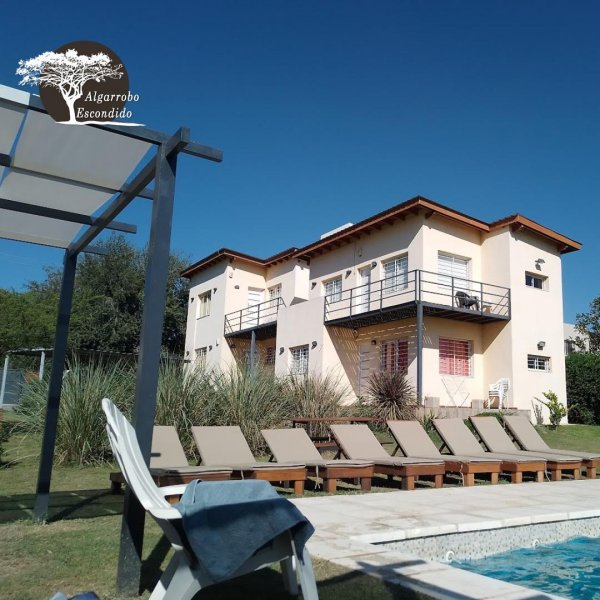 Casa en alquiler | 2 ambientes | La Falda