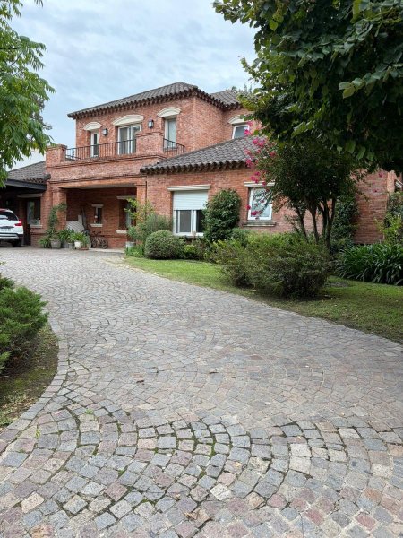 Casa en venta | Martindale C.C | Pilar