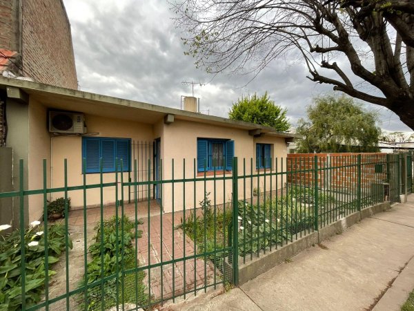 Casa en venta | 5 ambientes | Longchamps