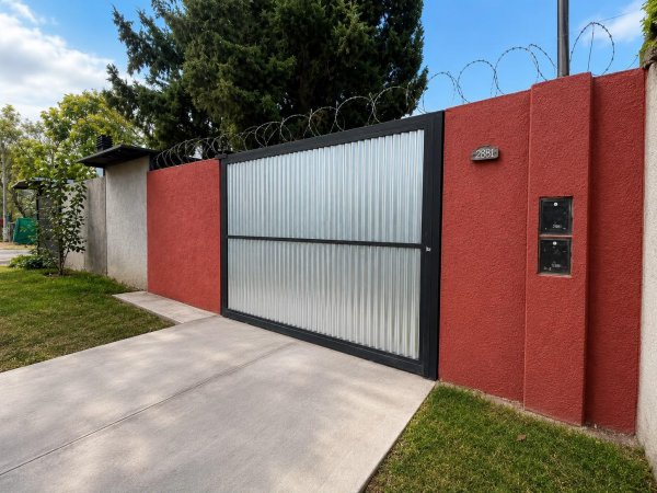 Casa en venta | 6 ambientes | Las Heras ,est.cabina Tamarindos