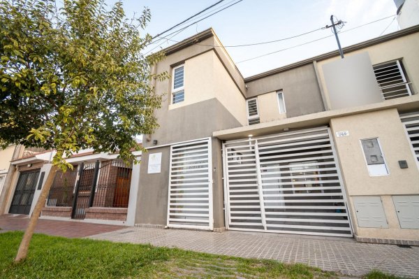 Casa en venta | 7 ambientes | Mar&iacute;a Selva | Santa Fe