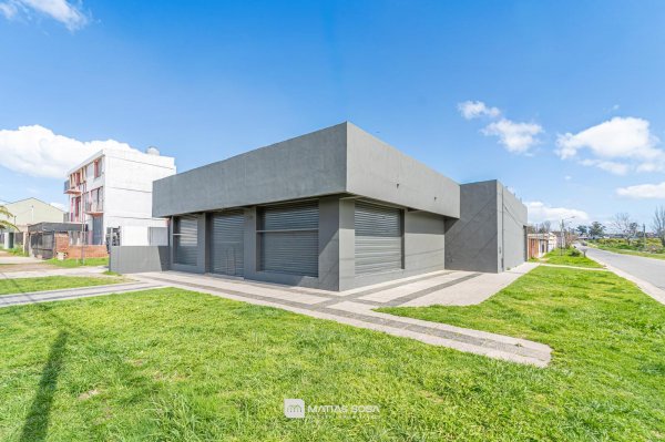 Local en venta | 3 ambientes | Fortunato de La Plaz | Mar Del Plata