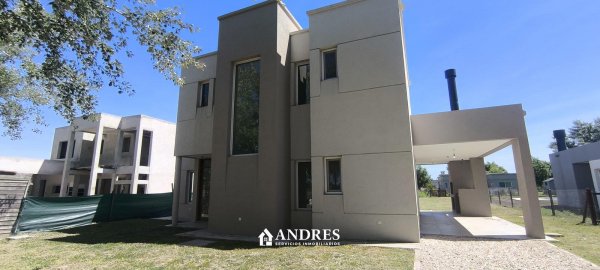 Casa en venta | 4 ambientes | Haras del Sur III | La Plata