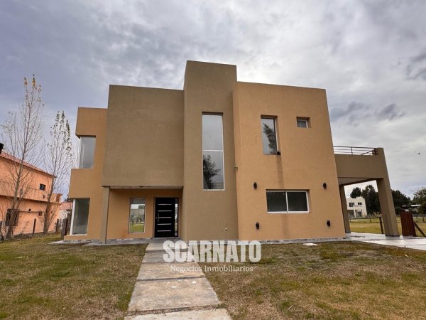 Casa en venta | 4 ambientes | El Principado | San Vicente