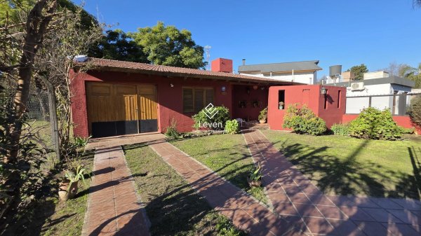 Casa en venta | 4 ambientes | Lomas Sur | Villa Allende