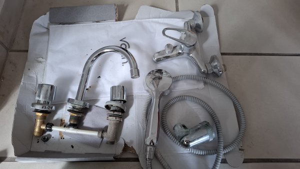 Grifer&iacute;a completa para ba&ntilde;o