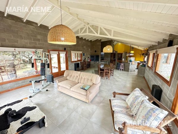 Casa en venta | 6 ambientes | Dina Huapi | Pilcaniyeu
