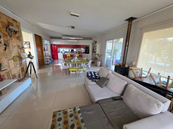Casa en venta | 7 ambientes | Malagueno