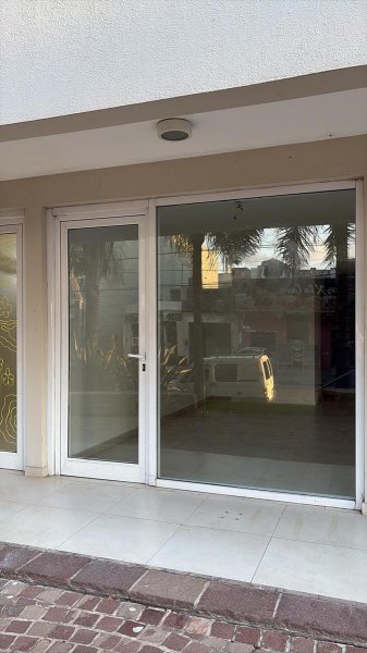 Local en alquiler | 1 ambientes | Lomas De Zamora