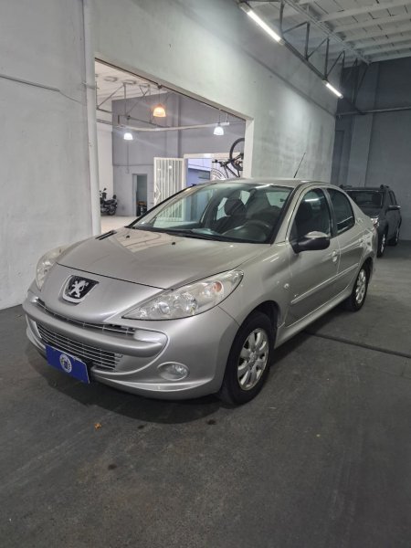 Peugeot 207 207 Compact 1.4 Hdi 4p Xs Allure