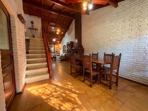 Casa en venta | 5 ambientes | Lomas de Alberdi | Rosario