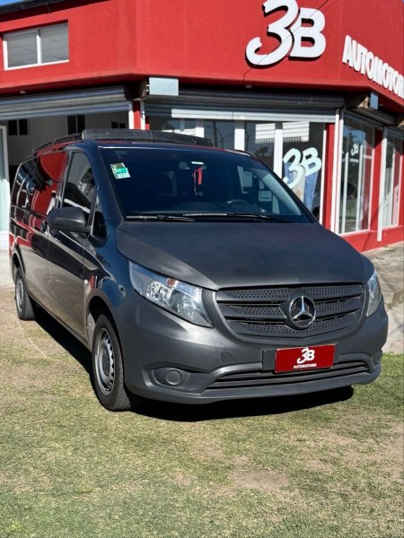 Mercedes Benz Vito 111 Tourer