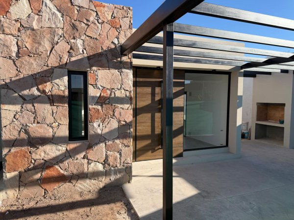 Casa en venta | 5 ambientes | Lujan De Cuyo