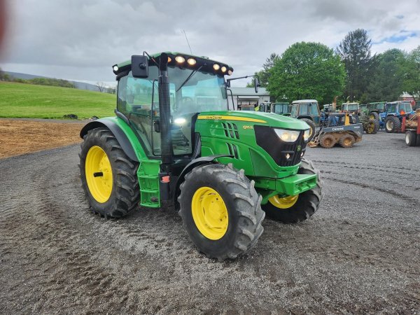 Tractor John Deere 6115R