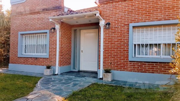 Casa en venta | 5 ambientes | Ituzaing&oacute; Norte | Ituzaingo