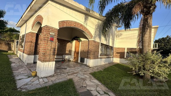 Casa en venta | 4 ambientes | Ituzaing&oacute; Sur | Ituzaingo