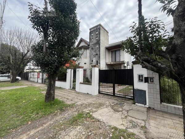 Casa en venta | 5 ambientes | San Antonio De Padua | Merlo