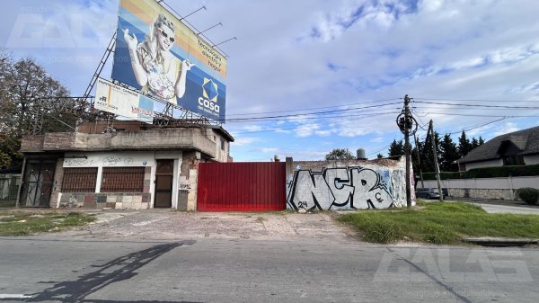 Galp&oacute;n en alquiler | Castelar Norte | Castelar