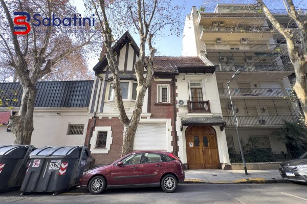 Casa en venta | 8 ambientes | Belgrano