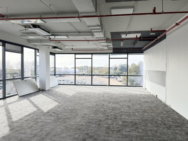 Oficina en alquiler | 5 ambientes | Lopez - San Isidro